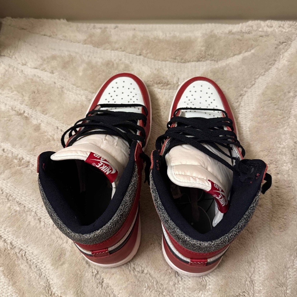 Air Jordan 1 Retro Chicago Lost and Found